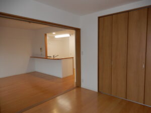 和室→洋室 収納 施工後 1